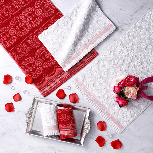 ジルスチュアート フェイス・タオルハンカチセット