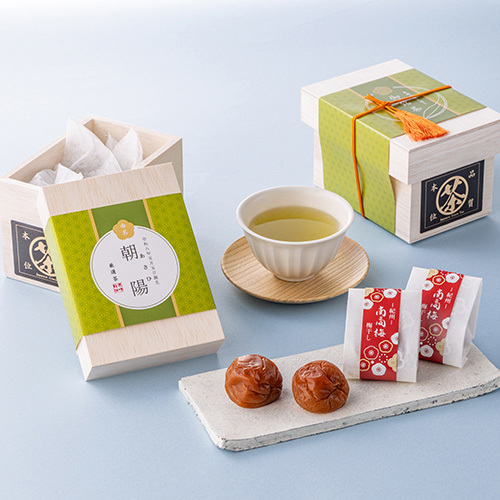 山田園 名入れ 紀州南高梅「つや丸」とお茶2種